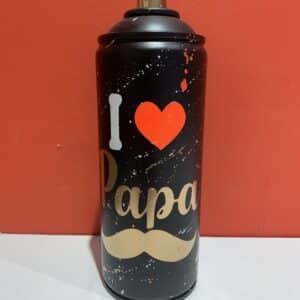 bombe graffiti de l'artiste Ponze I love papa