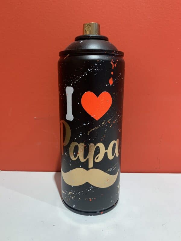 bombe graffiti de l'artiste Ponze I love papa